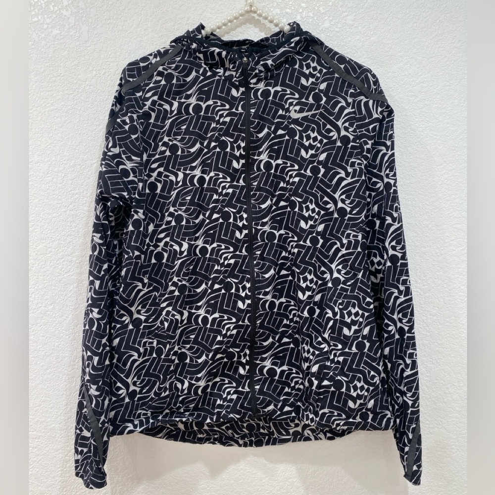 Nike windbreaker jacket size M black and white - Picture 1 of 6